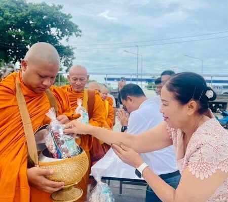 Koh Samui City Municipality Joins Almsgiving Ceremony for Rice and Dry Food during the Candle Parade for Buddhist Lent 2025 almsgiving buddhist lent